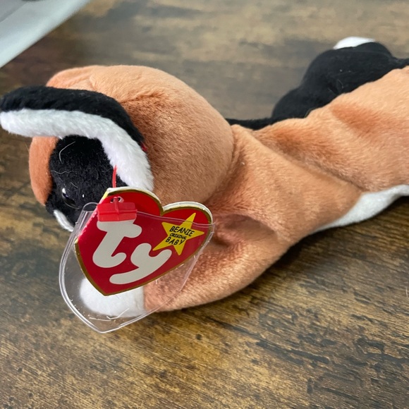 Ty Beanie Baby * Chip the Cat * Date of birth: Jan 26, 1996 * - Picture 9 of 10